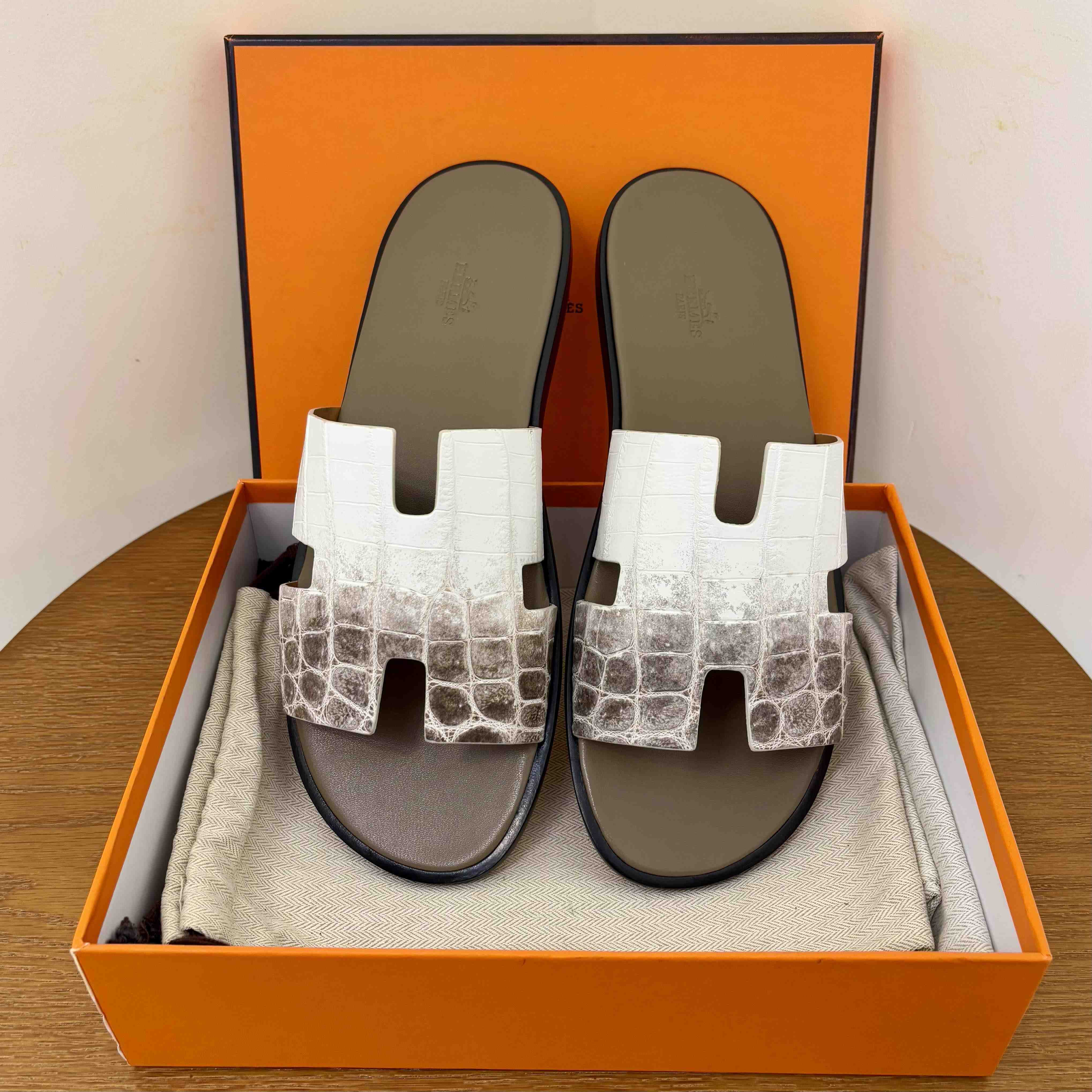 Hermes Izmir Sandal - EUR FASHION