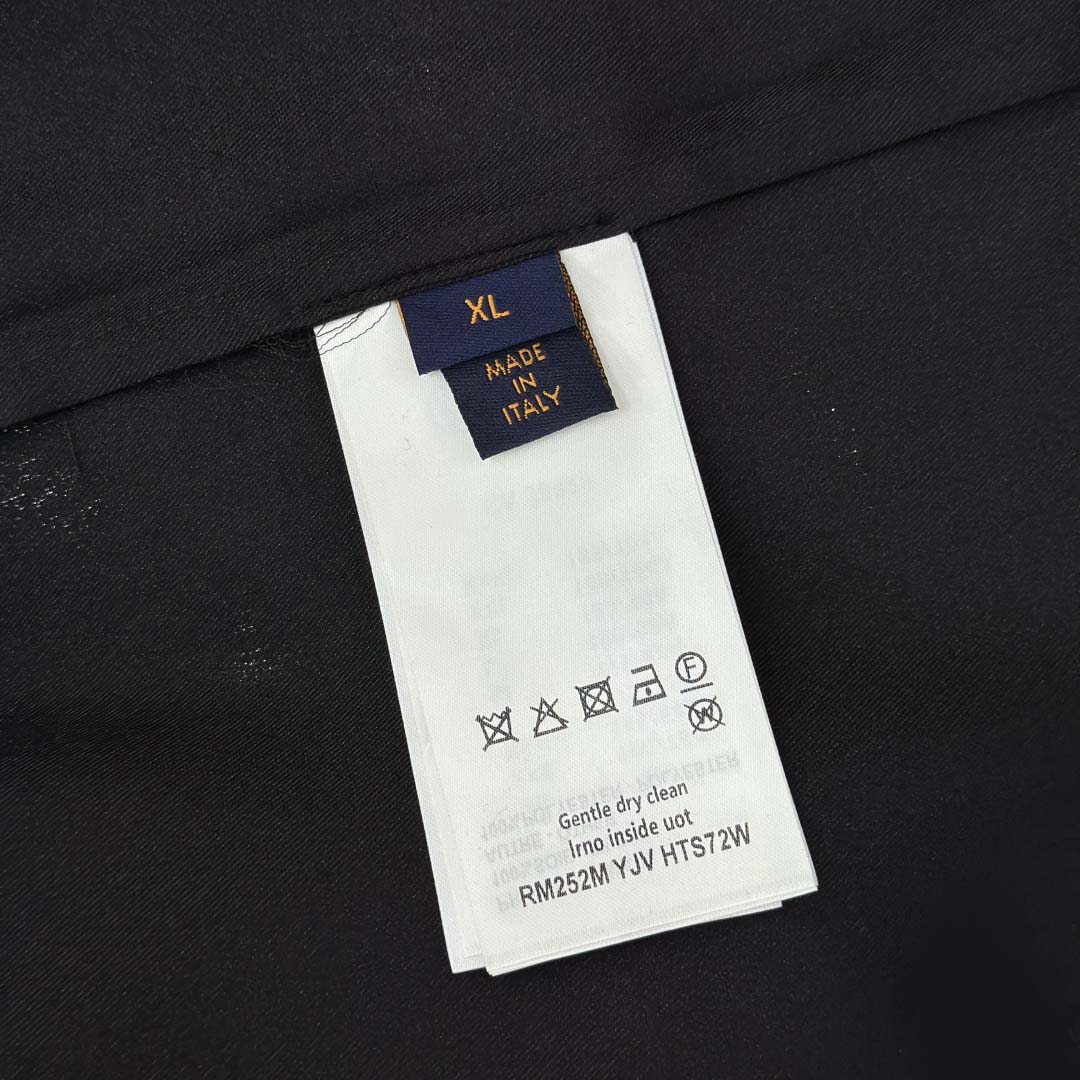 Louis Vuitton Printed Signature Silk Shirt   1AIMHT - EUR FASHION