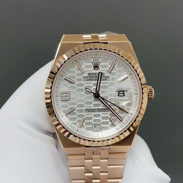 Rolex Land-Dweller 40 - EUR FASHION