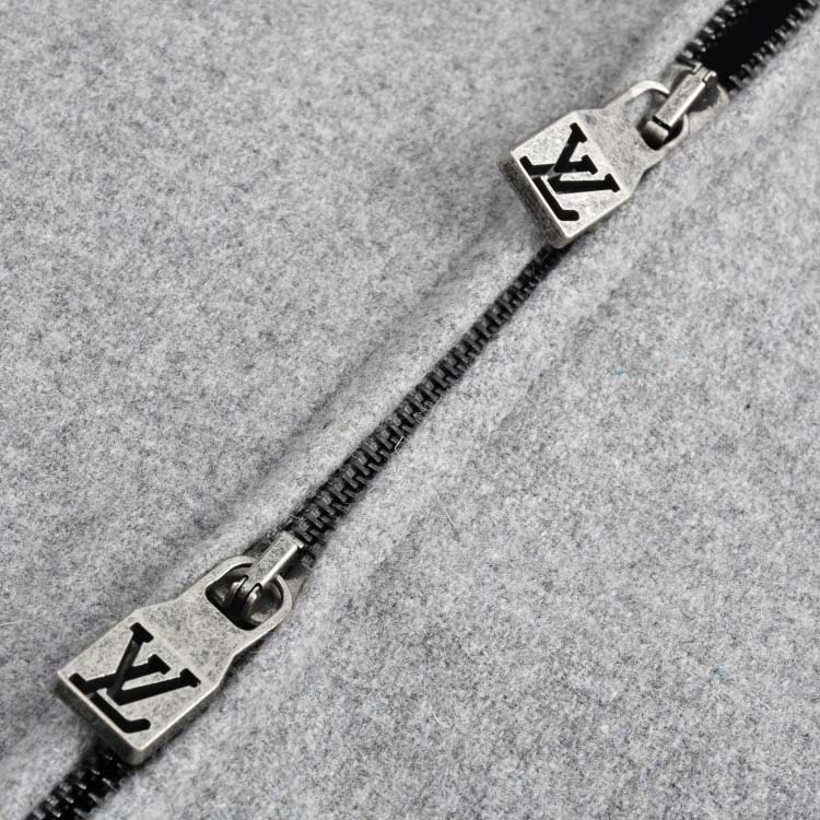 Louis Vuitton Tailored Technical Wool Hooded Blouson  1AFYBO - EUR FASHION