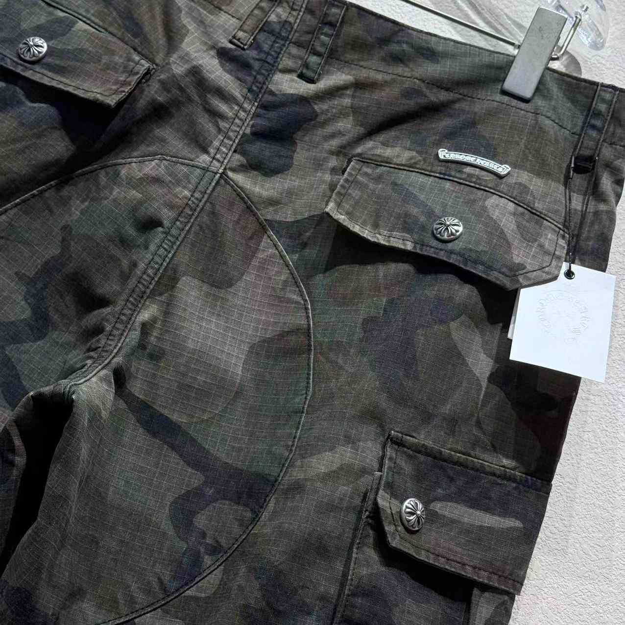 Chrome Hearts Camouflage Cargo Pants - EUR FASHION