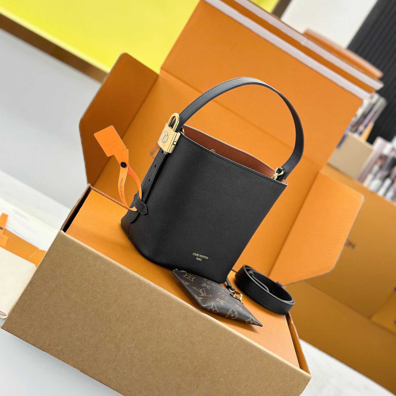 Louis Vuitton Low Key All In BB   M25543 - EUR FASHION