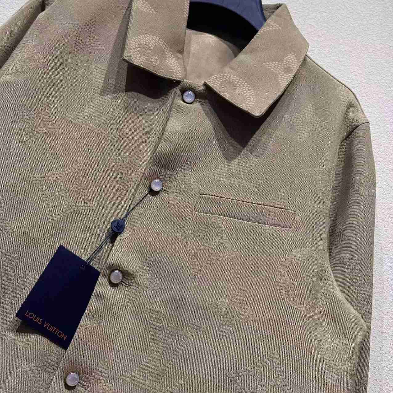 Louis Vuitton Monogram Embroidered Chic Overshirt   1AHBI3 - EUR FASHION
