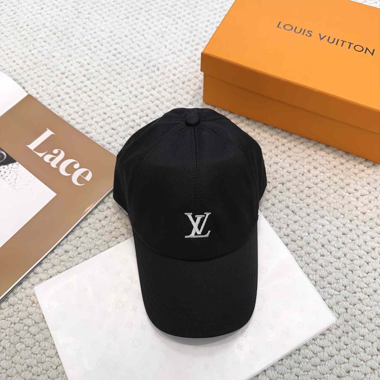 Louis Vuitton Cap - EUR FASHION