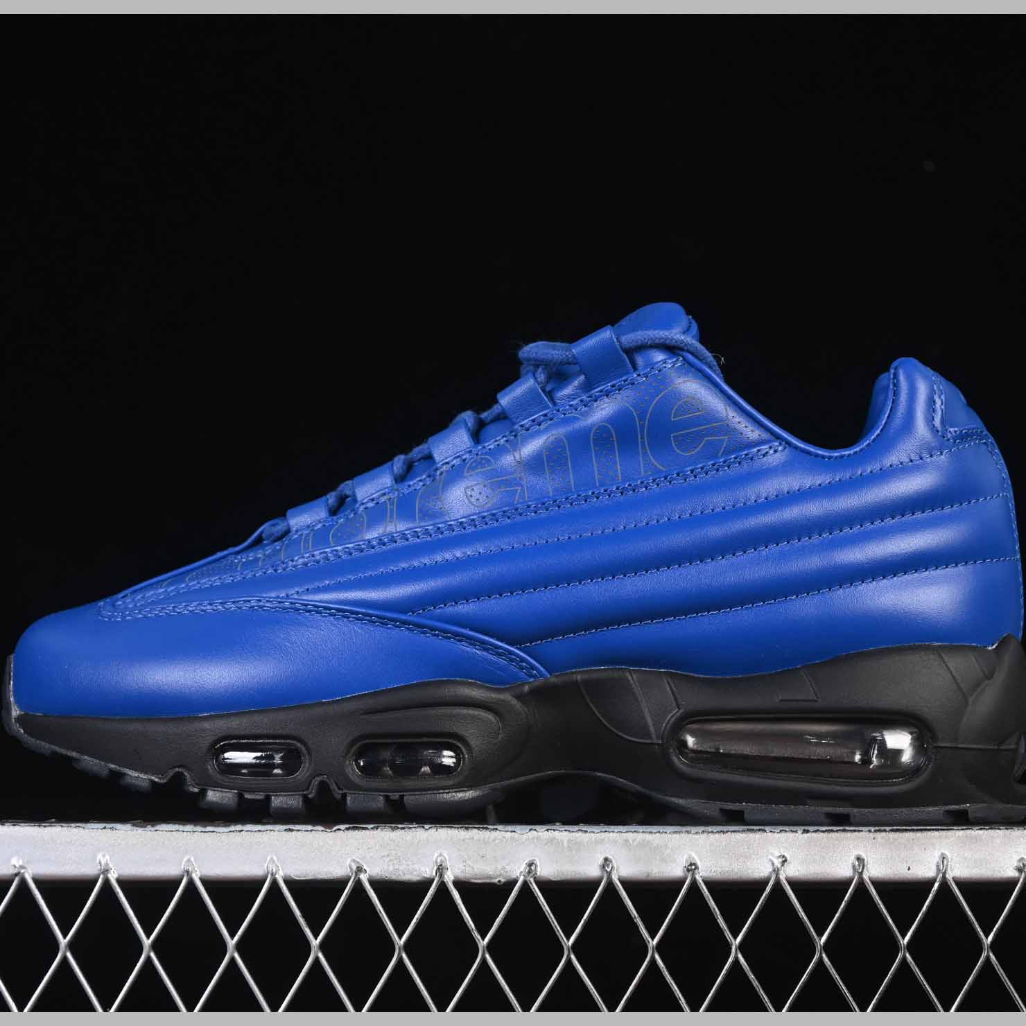 Supreme x Nike Air Max 95 Lux    CI0999-400 - EUR FASHION