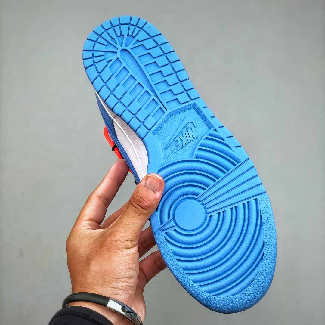 Nike SB Dunk Low    DV0833-113 - EUR FASHION