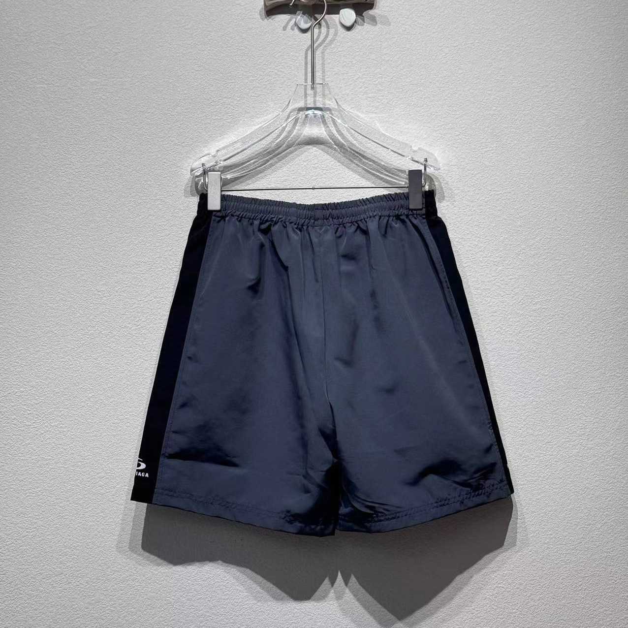 Balenciaga Loop Sports Icon Basketball Swim Shorts In Anthracite And Black - EUR FASHION