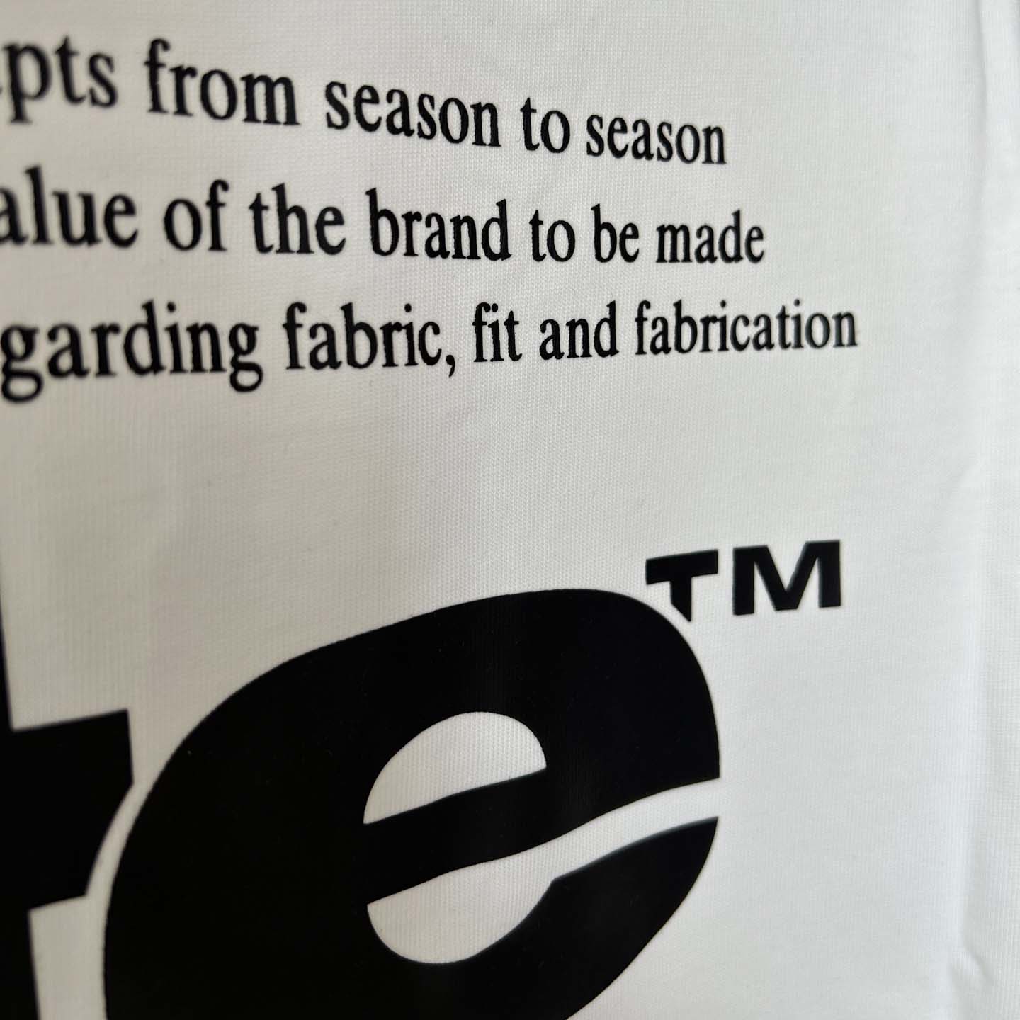 Off-White Shared Logo Cotton T-shirt - EUR FASHION