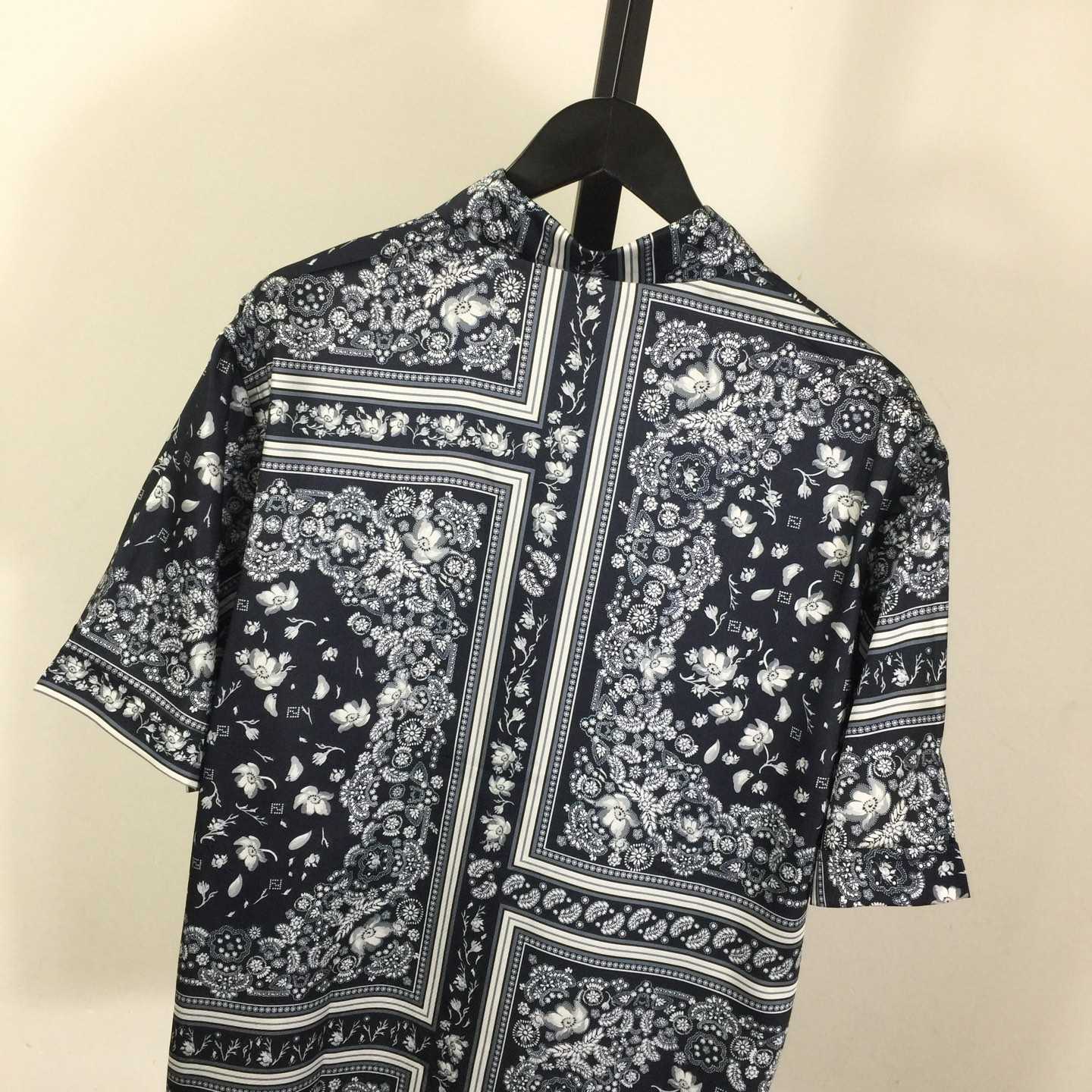 Fendi White And Blue Silk Shirt & Shorts - EUR FASHION