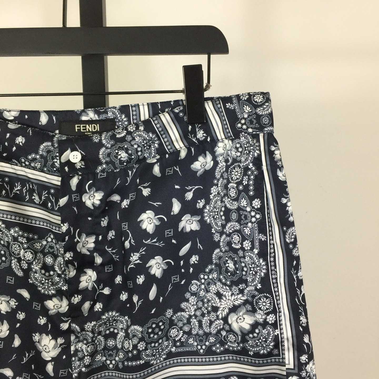 Fendi White And Blue Silk Shirt & Shorts - EUR FASHION
