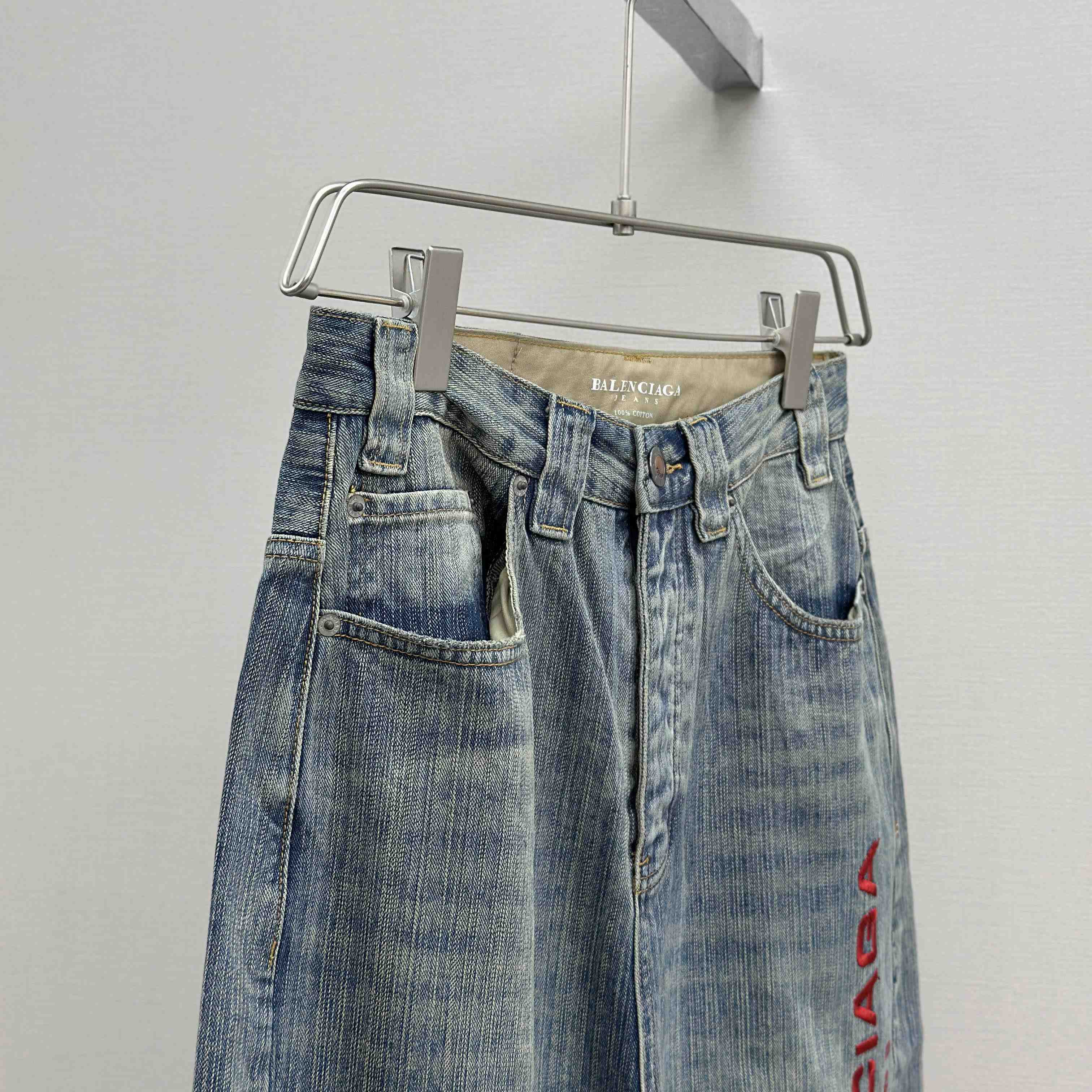 Balenciaga Baggy Jeans - EUR FASHION