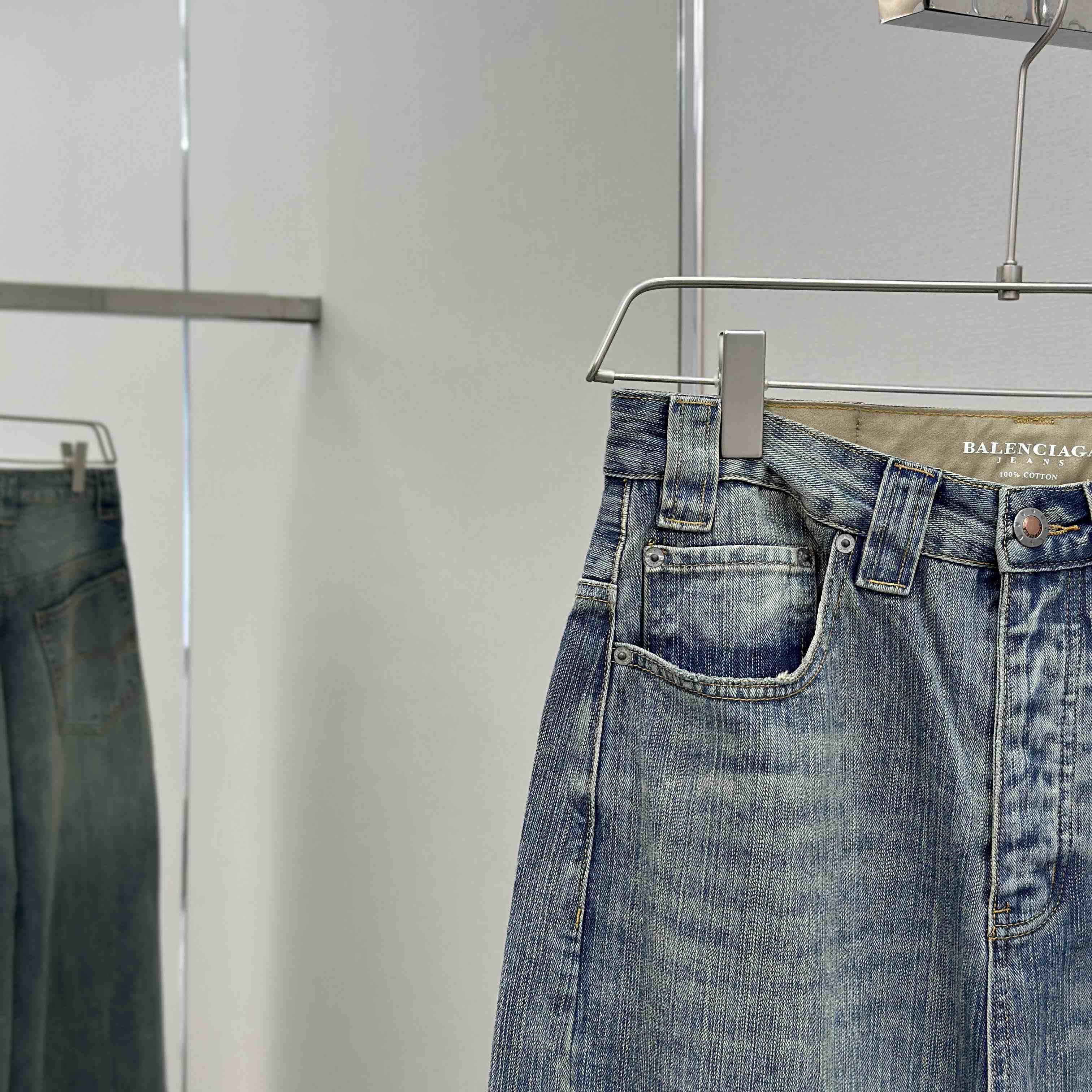 Balenciaga Baggy Jeans - EUR FASHION