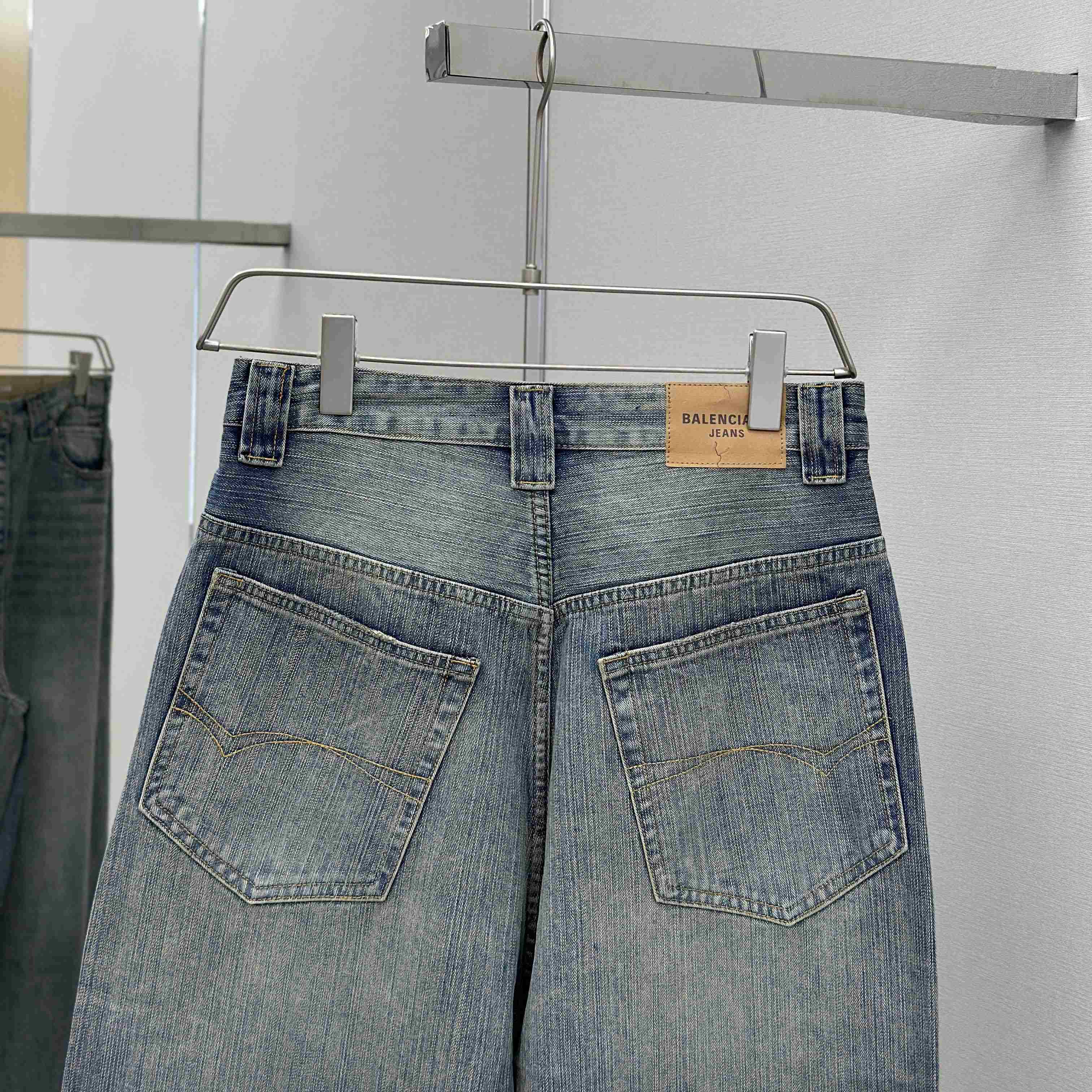 Balenciaga Baggy Jeans - EUR FASHION