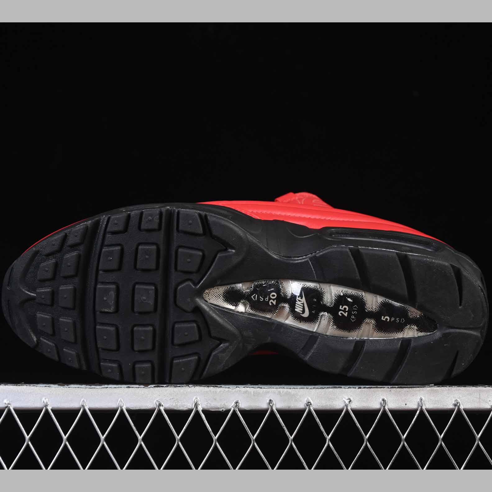 Supreme x Nike Air Max 95 Lux    CI0999-600 - EUR FASHION