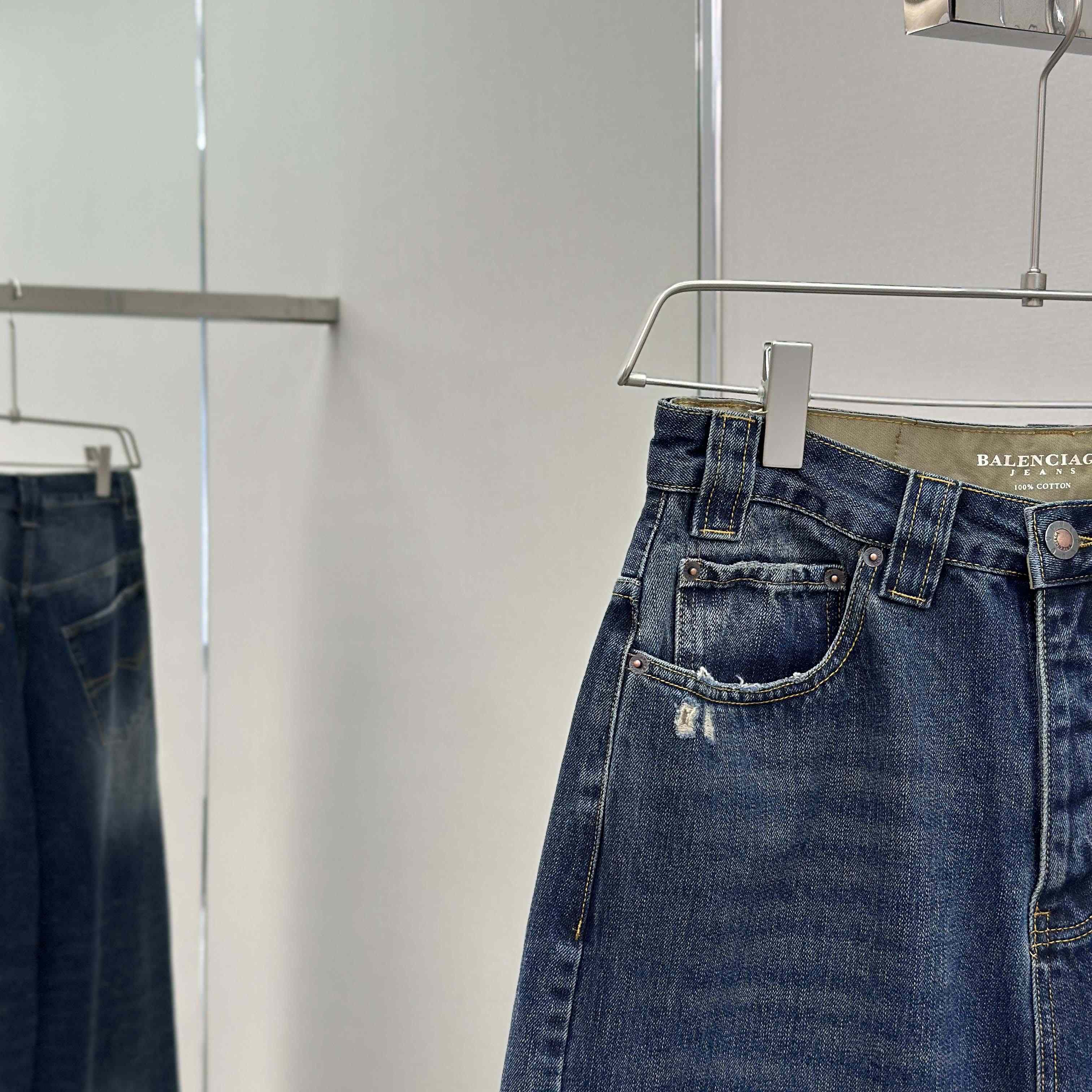 Balenciaga Baggy Jeans - EUR FASHION