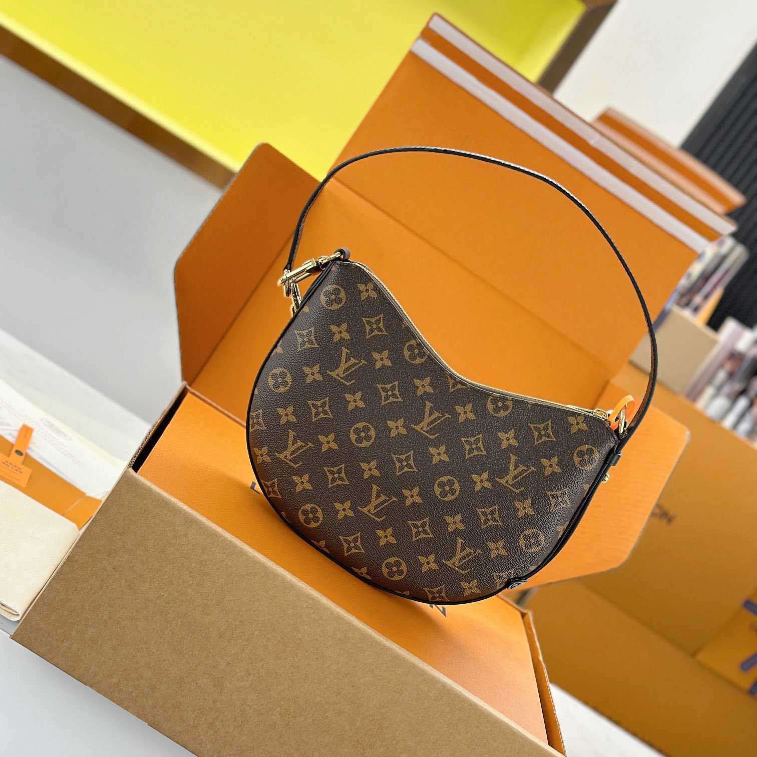 Louis Vuitton Cookie BB   M15056 - EUR FASHION