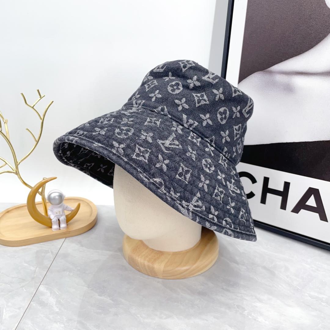 Louis Vuitton Monogram Hat - EUR FASHION