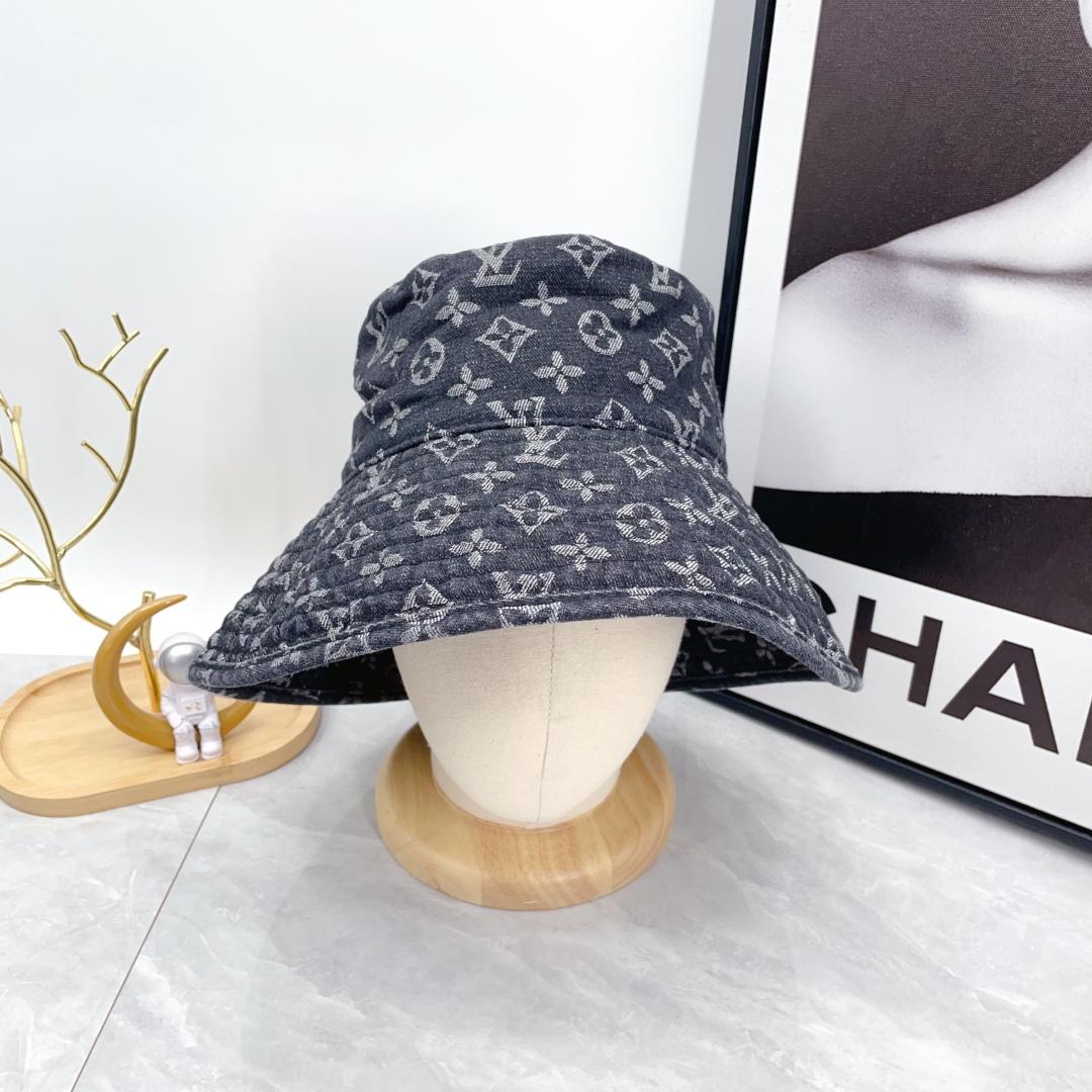Louis Vuitton Monogram Hat - EUR FASHION