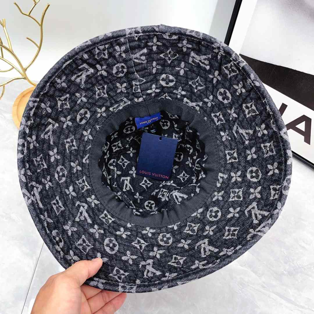 Louis Vuitton Monogram Hat - EUR FASHION