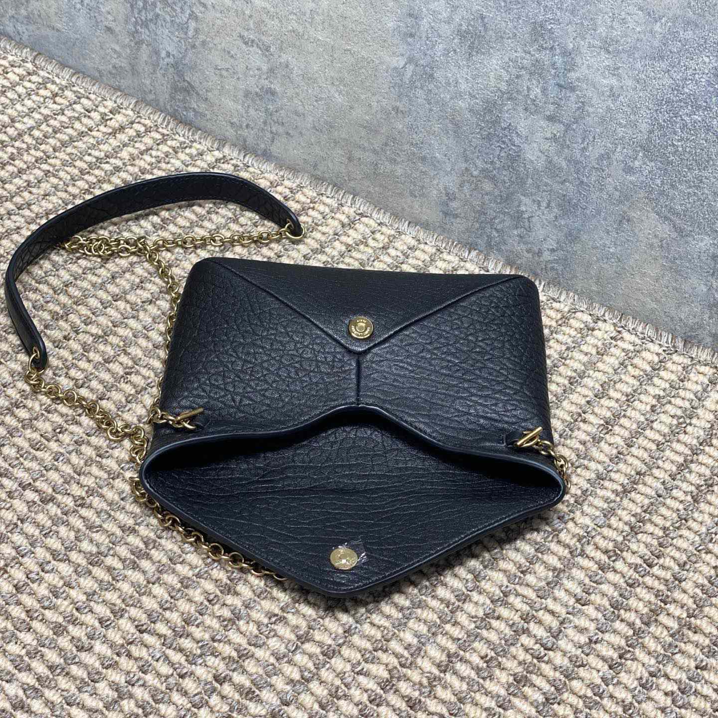 Saint Laurent Cassandre Chain Pouch In Lambskin - EUR FASHION