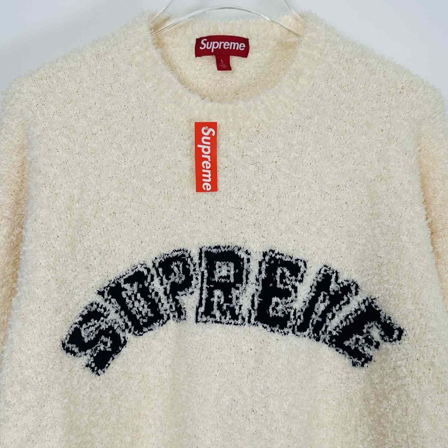 Supreme Textured Arc Sweater - EUR FASHION