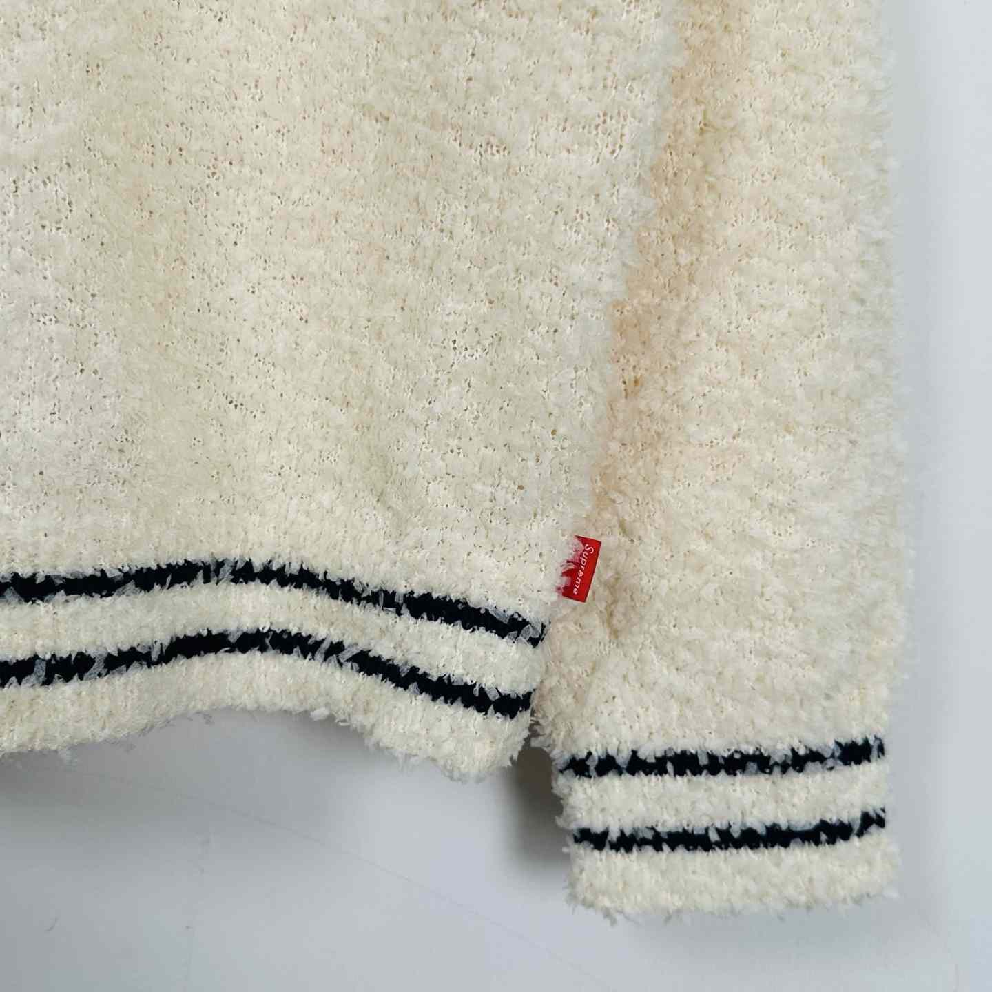 Supreme Textured Arc Sweater - EUR FASHION
