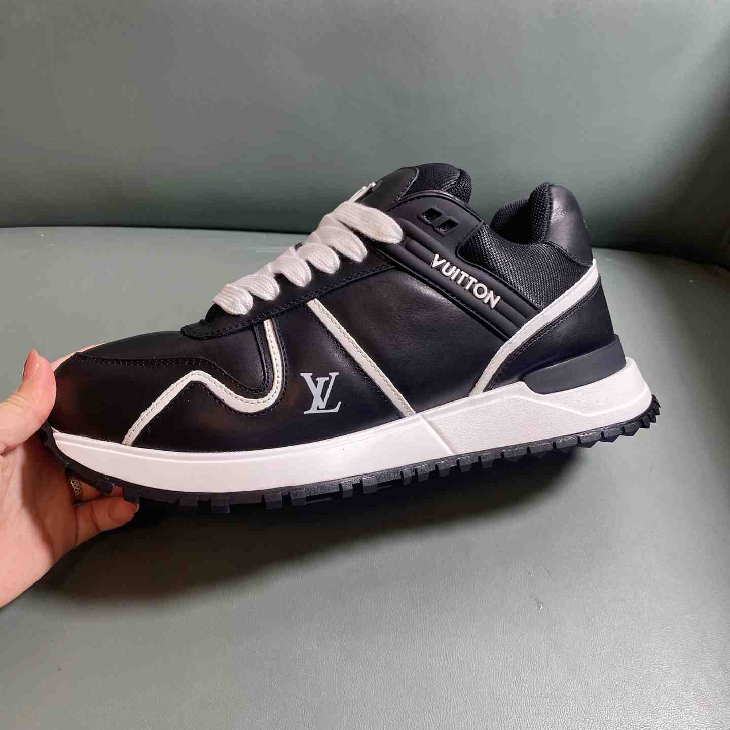 Louis Vuitton Run Away Maxi Sneaker   1AHSS1 - EUR FASHION