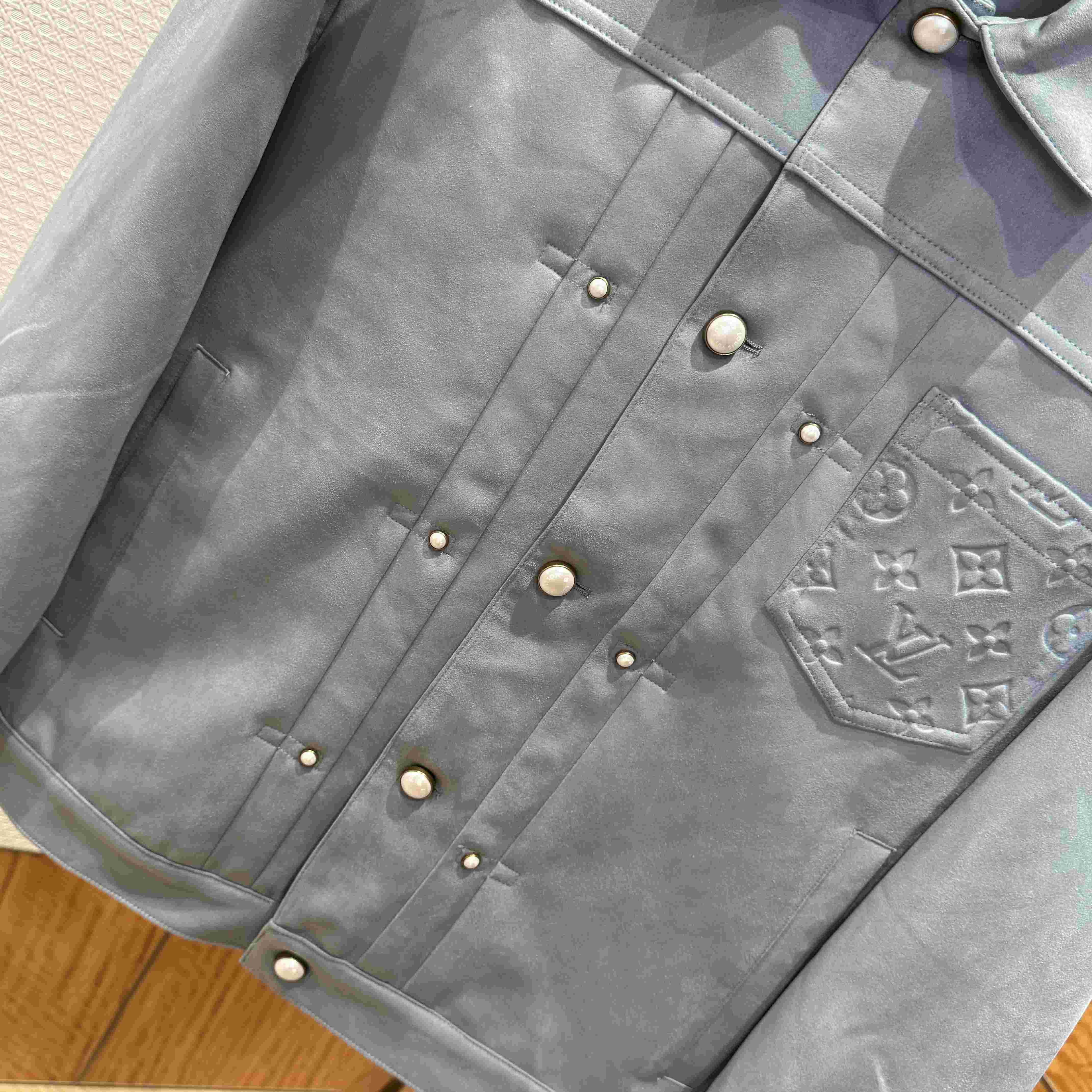 Louis Vuitton Suede Leather Type II Trucker Jacket   1AHVLO - EUR FASHION