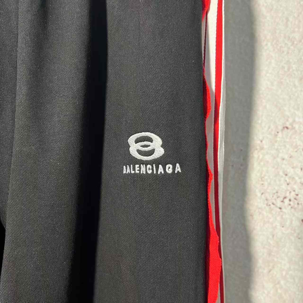 Balenciaga Cut-Up Oversized Sweatpants In Faded Black And White Dry Fleece - EUR FASHION