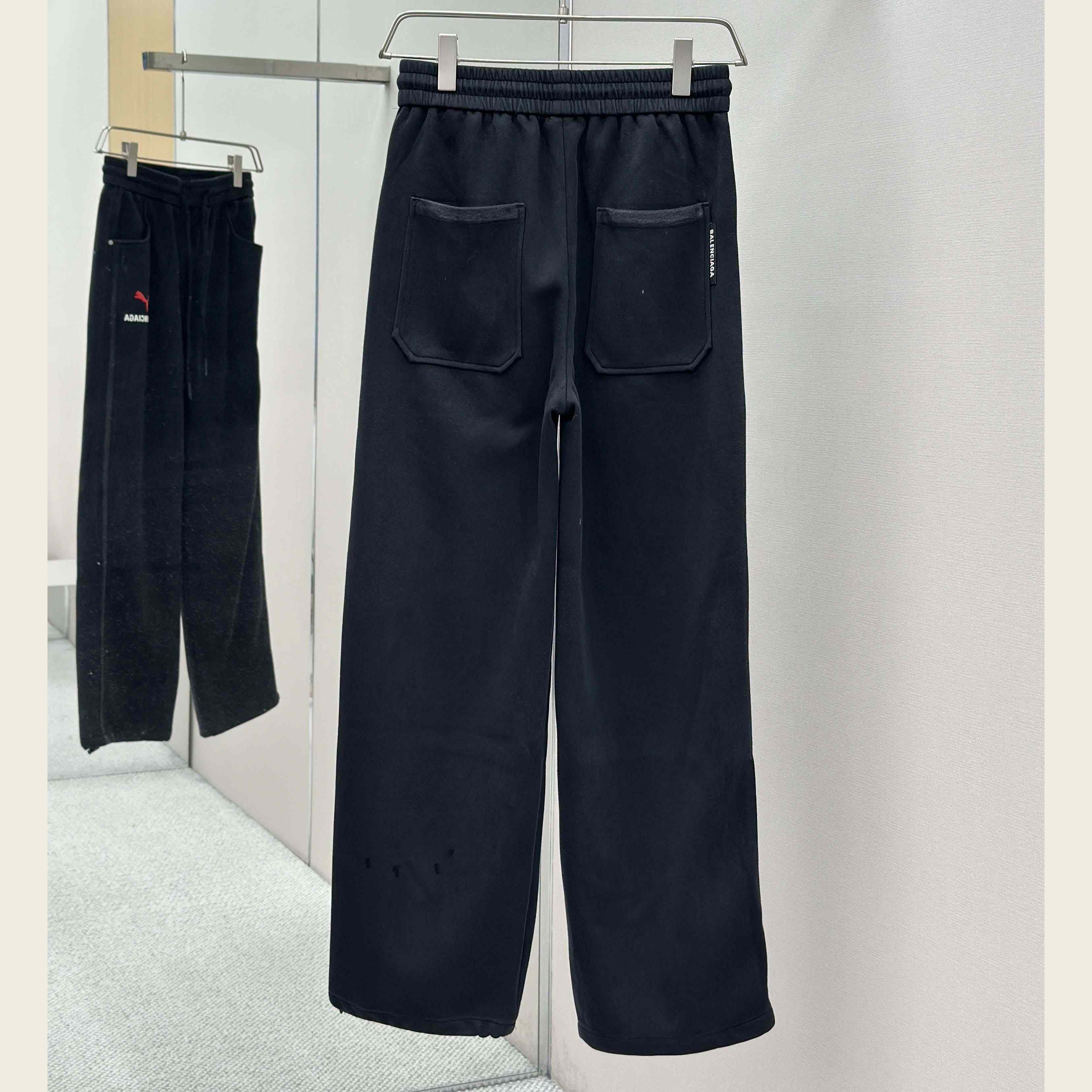 Balenciaga I PUMA Sweatpants  - EUR FASHION