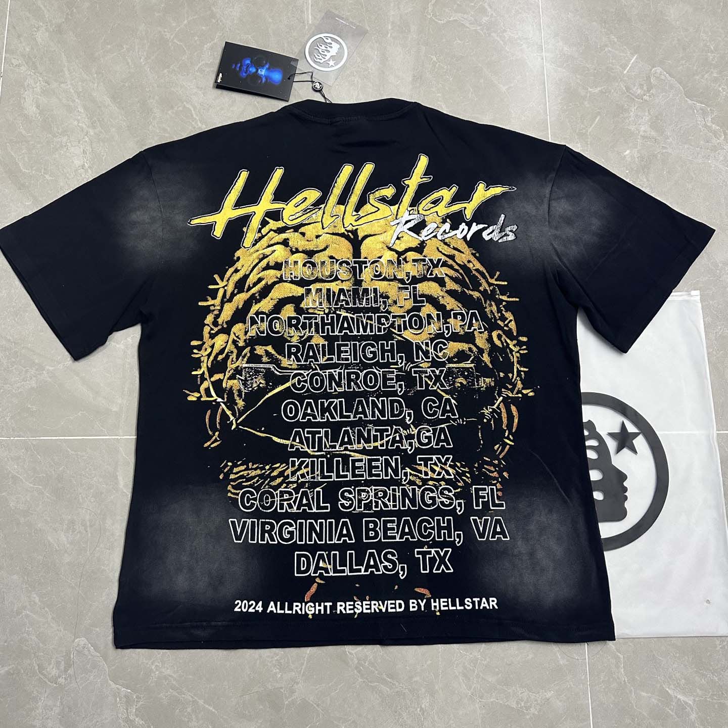 Hellstar Classic T-Shirt  - EUR FASHION