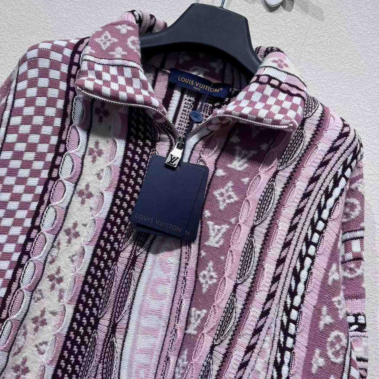 Louis Vuitton Half-Zip Pullover   1AIM77 - EUR FASHION
