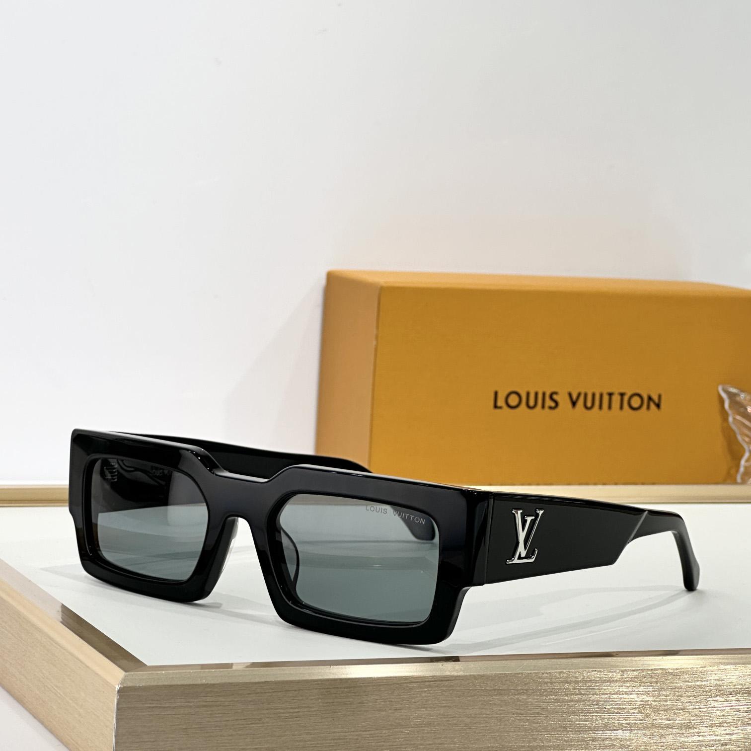 Louis Vuitton LV Clash Low Square Sunglasses   Z1910E - EUR FASHION