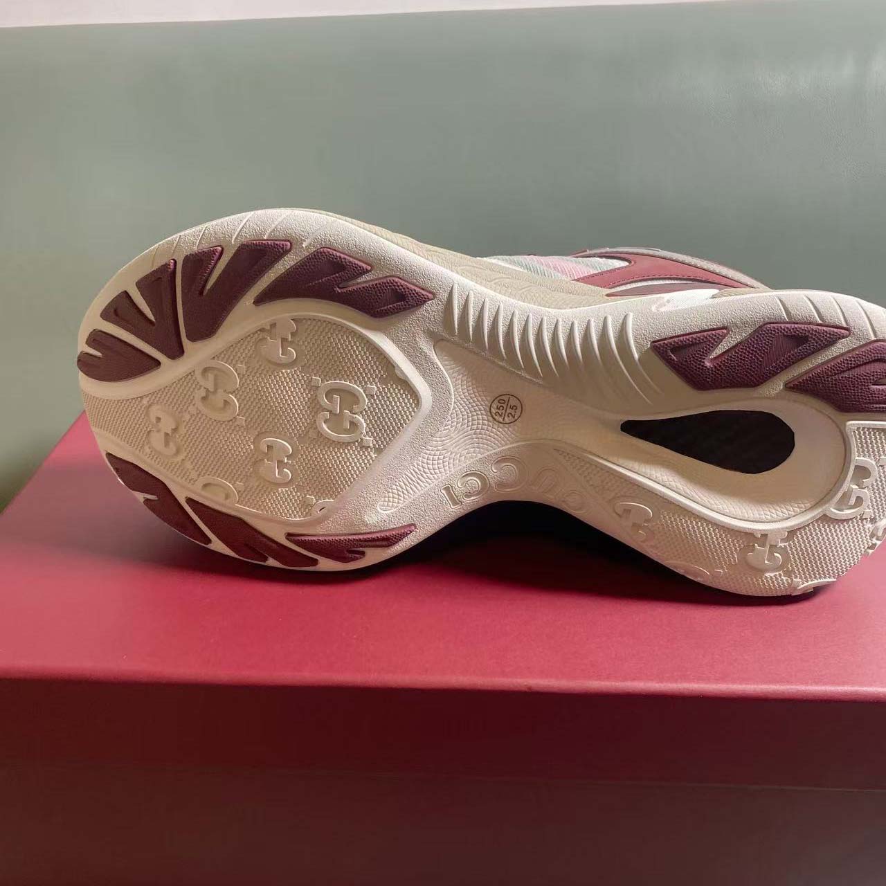 Gucci Men's Gucci 2.0 Sneaker - EUR FASHION