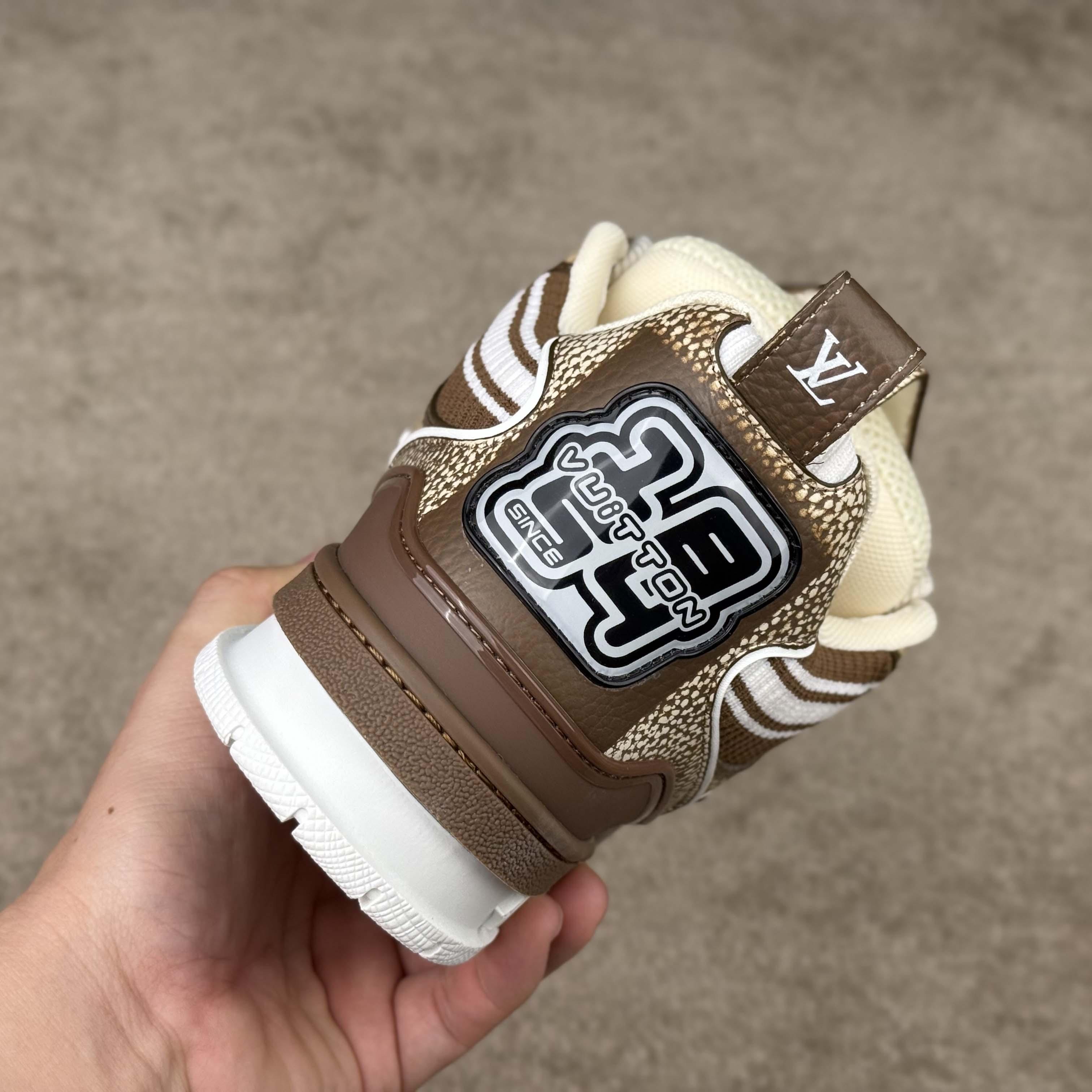 Louis Vuitton LV Skate Sneaker   1AHSWO - EUR FASHION