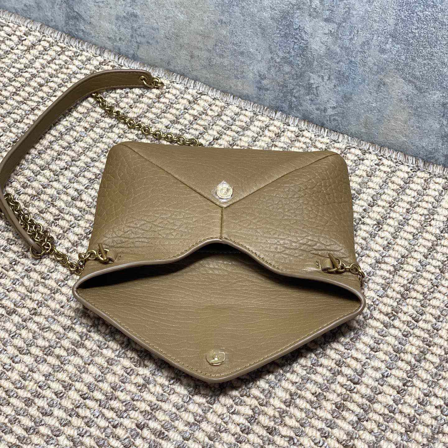 Saint Laurent Cassandre Chain Pouch In Lambskin - EUR FASHION