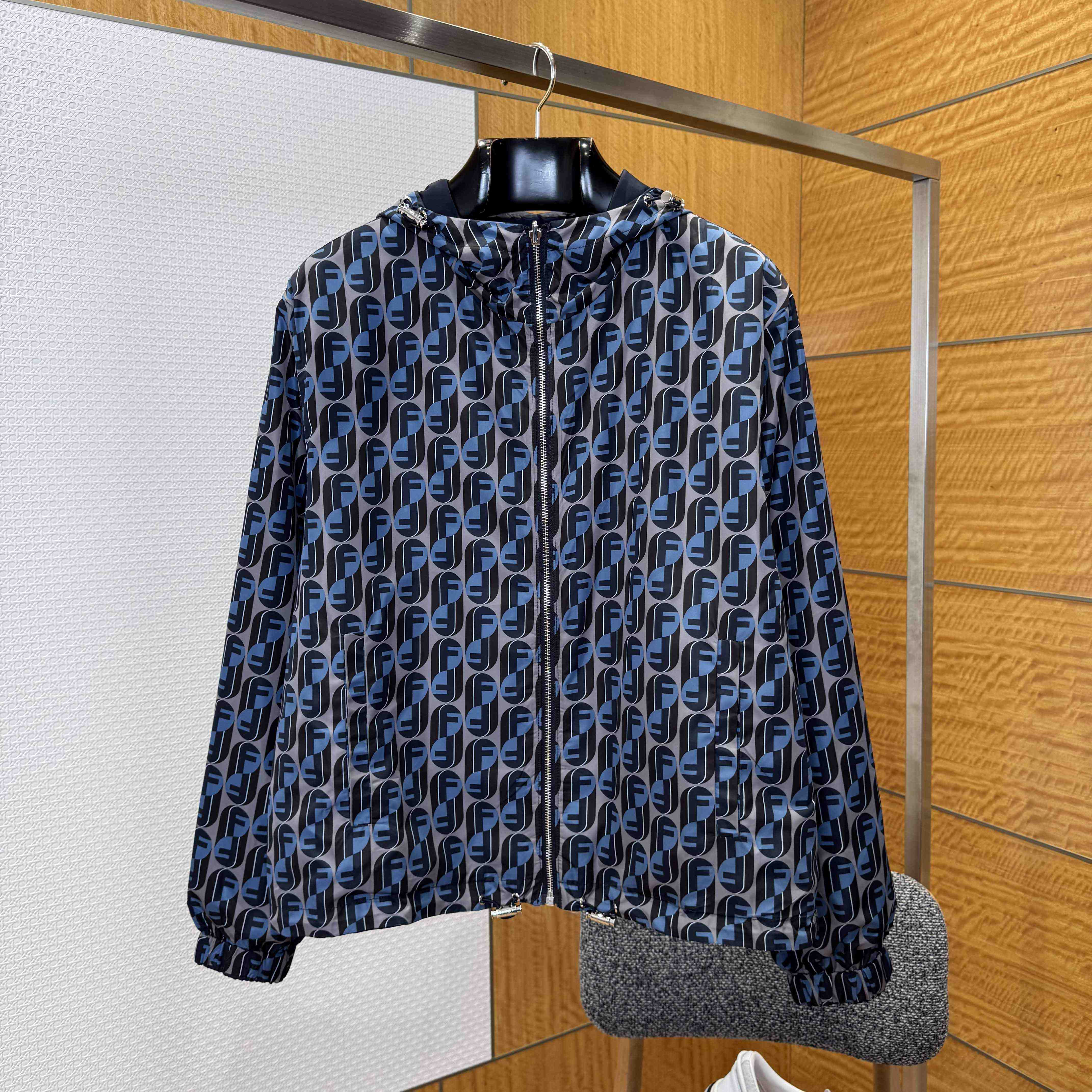 Fendi Men's Reversible Nylon Windbreaker - EUR FASHION