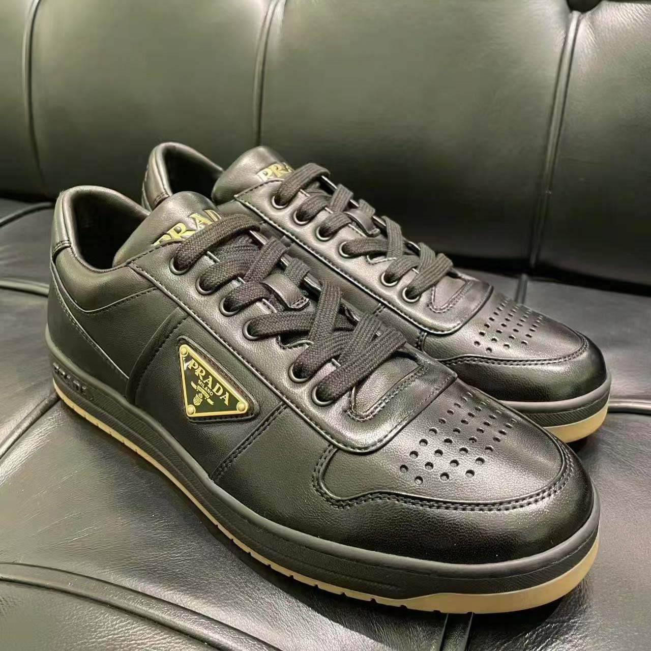Prada Downtown Sneakers - EUR FASHION