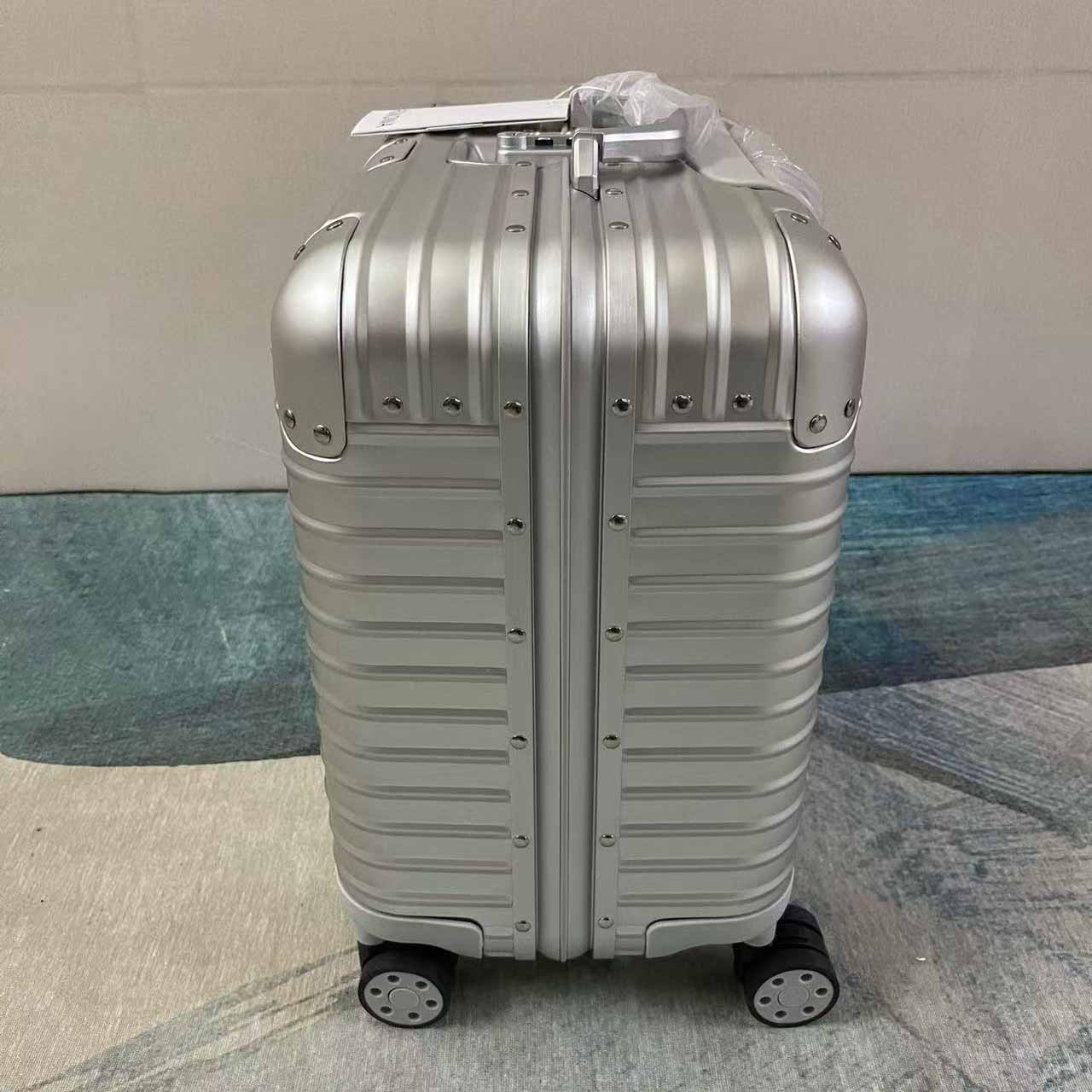 Rimowa Luggage    - EUR FASHION