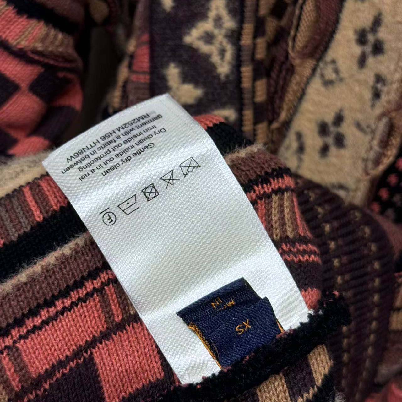 Louis Vuitton Half-Zip Pullover   1AIM84 - EUR FASHION