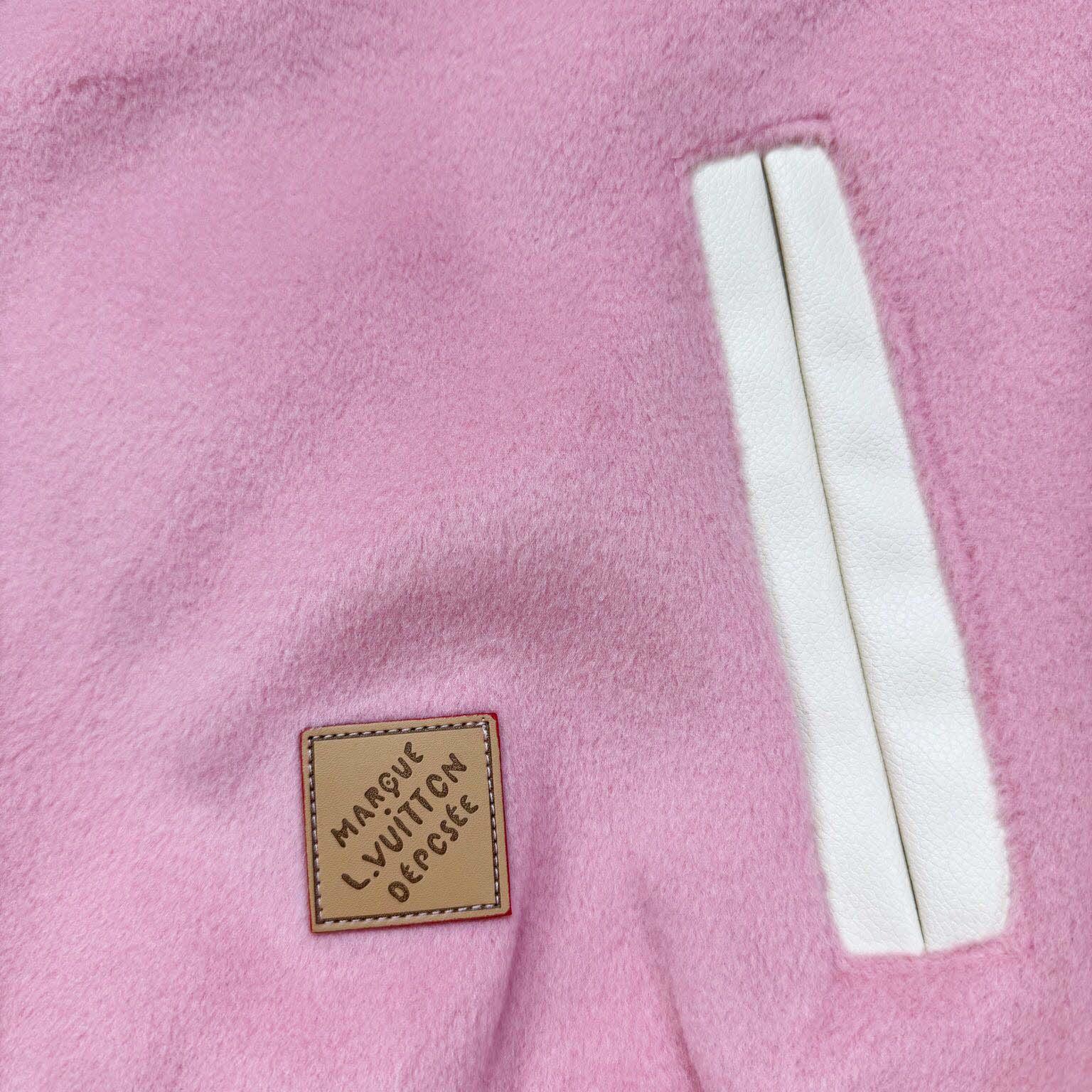 Louis Vuitton Signature Leather Varsity Jacket   1AILZ2 - EUR FASHION