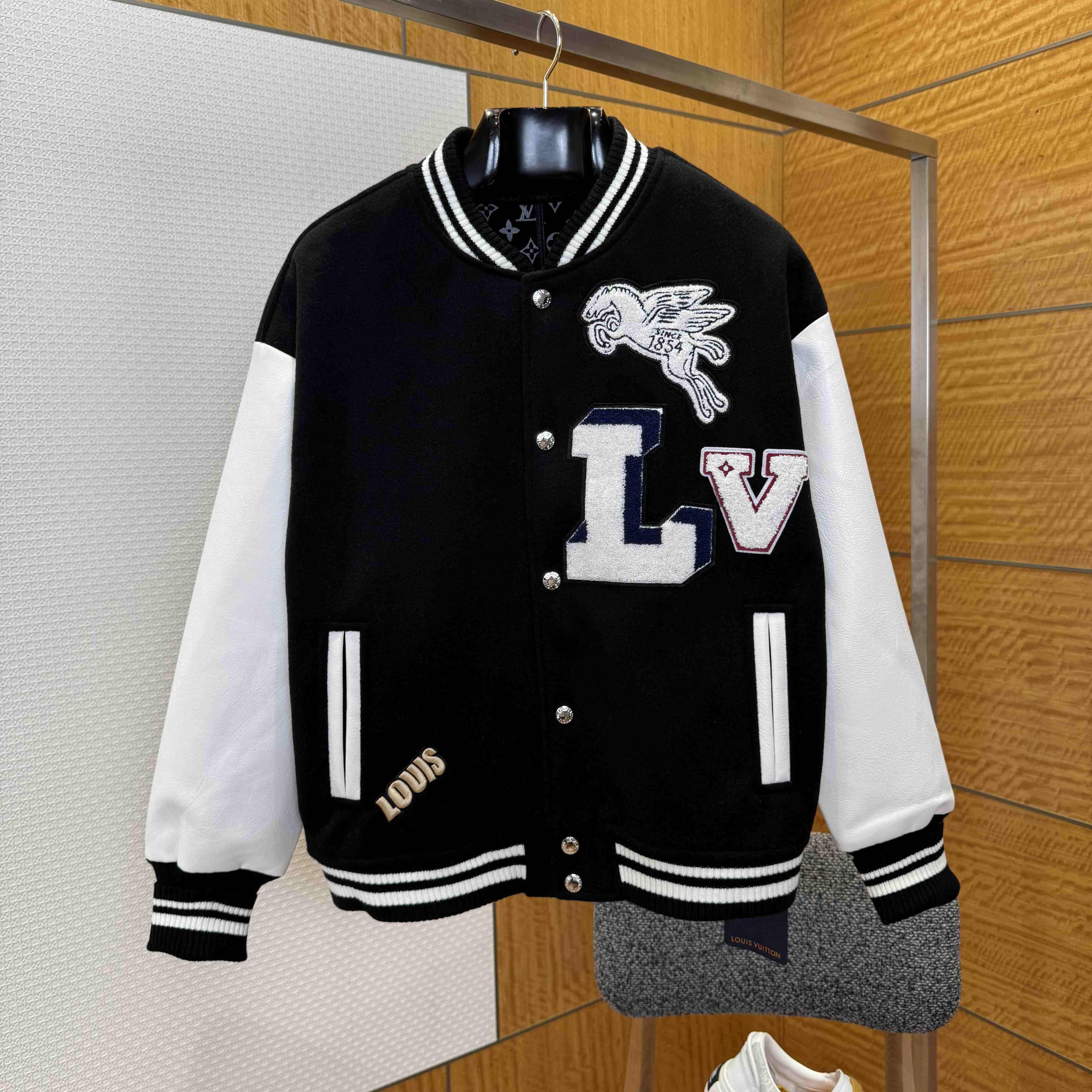 Louis Vuitton Signature Varsity Blouson - EUR FASHION