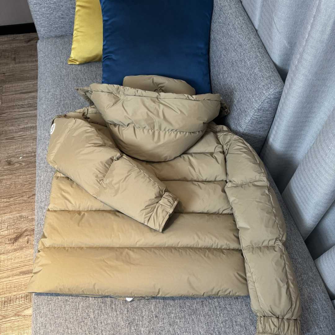 Moncler Maya 70 Hooded Short Down Jacket - EUR FASHION
