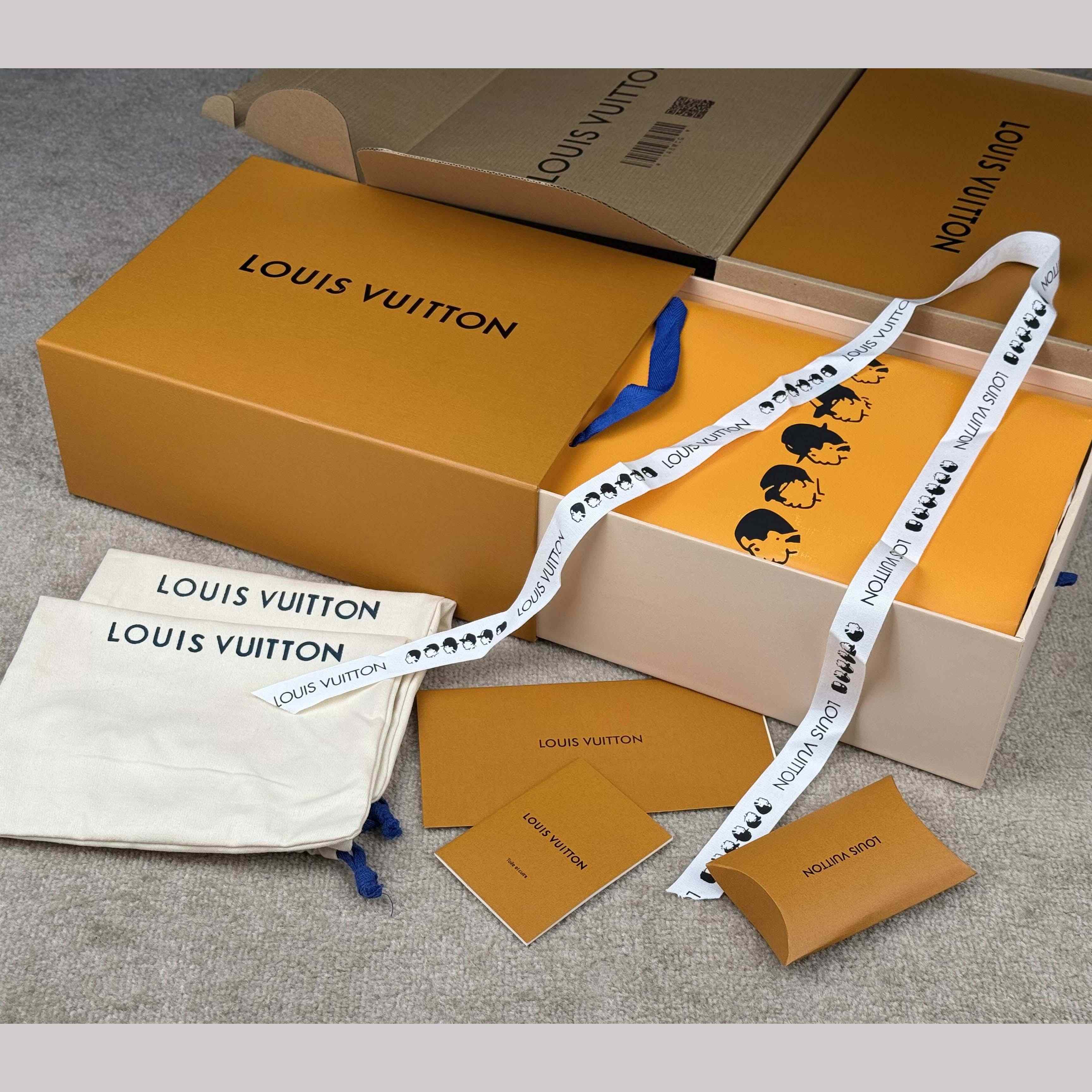 Louis Vuitton LV BUTTERSOFT Sneaker    1AIKI3 - EUR FASHION