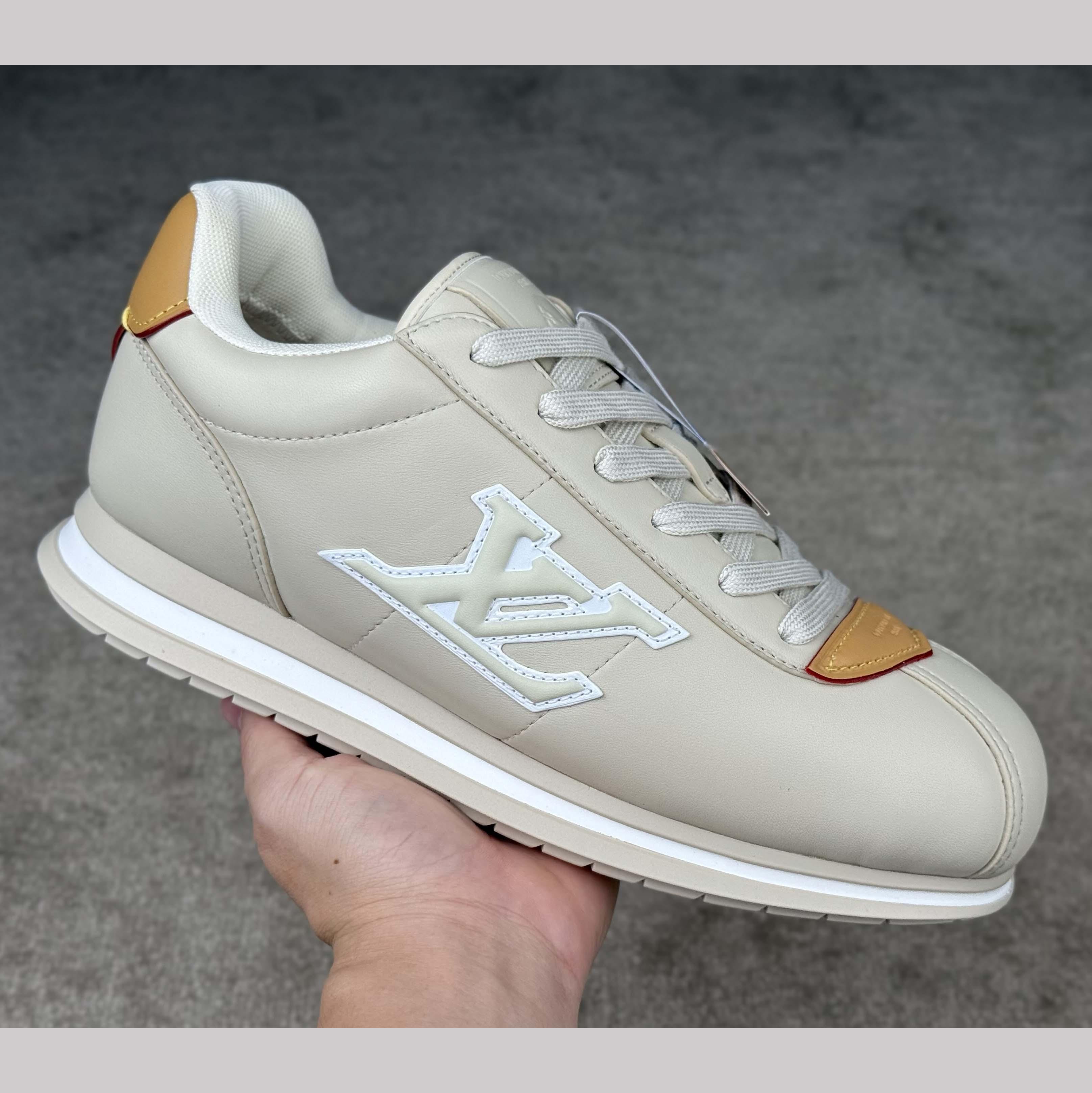 Louis Vuitton LV BUTTERSOFT Sneaker    1AIKF4 - EUR FASHION