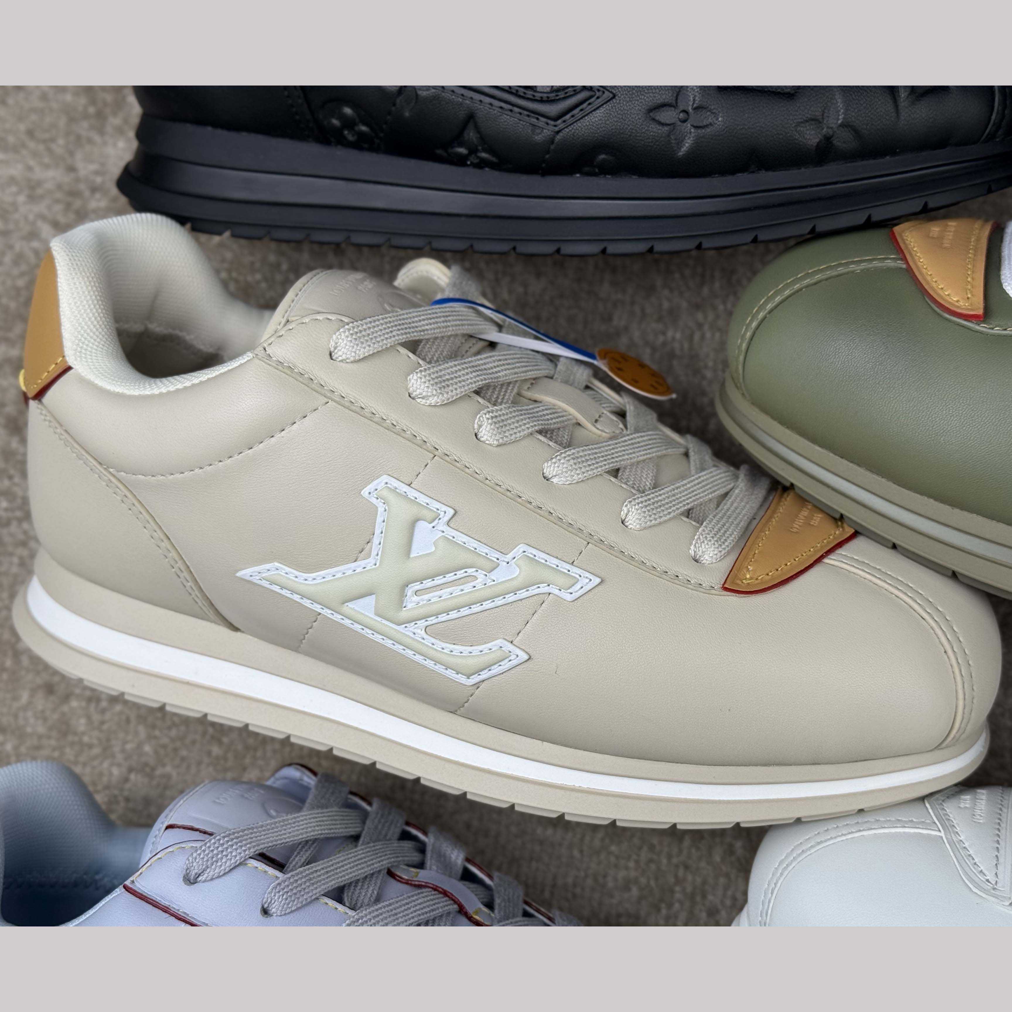 Louis Vuitton LV BUTTERSOFT Sneaker    1AIKF4 - EUR FASHION