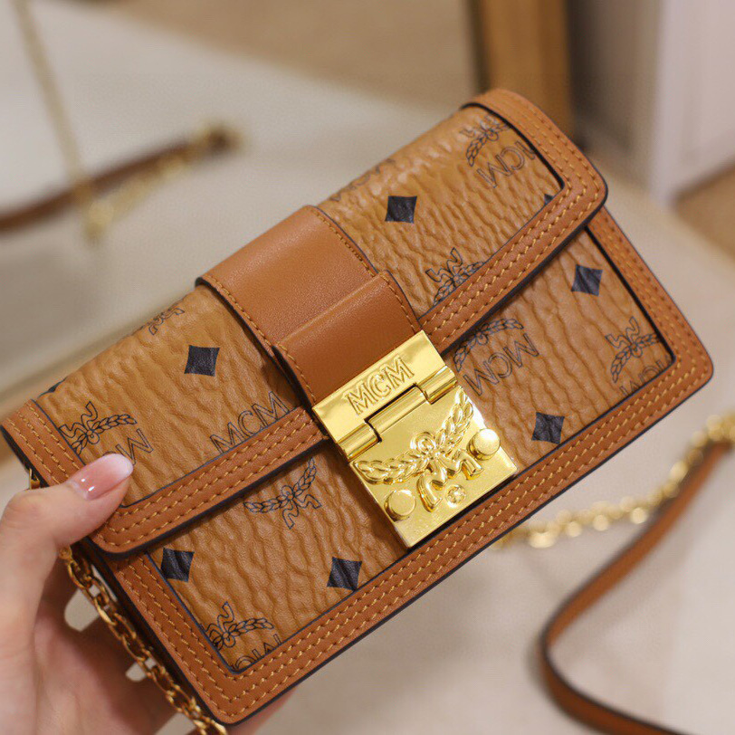 MCM Tracy Crossbody In Visetos （11x 18.5 x 5cm） - EUR FASHION