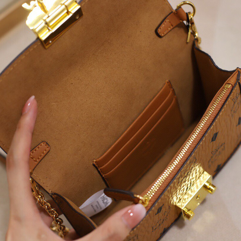 MCM Tracy Crossbody In Visetos （11x 18.5 x 5cm） - EUR FASHION