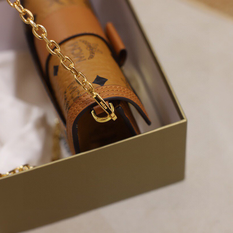 MCM Tracy Crossbody In Visetos （11x 18.5 x 5cm） - EUR FASHION