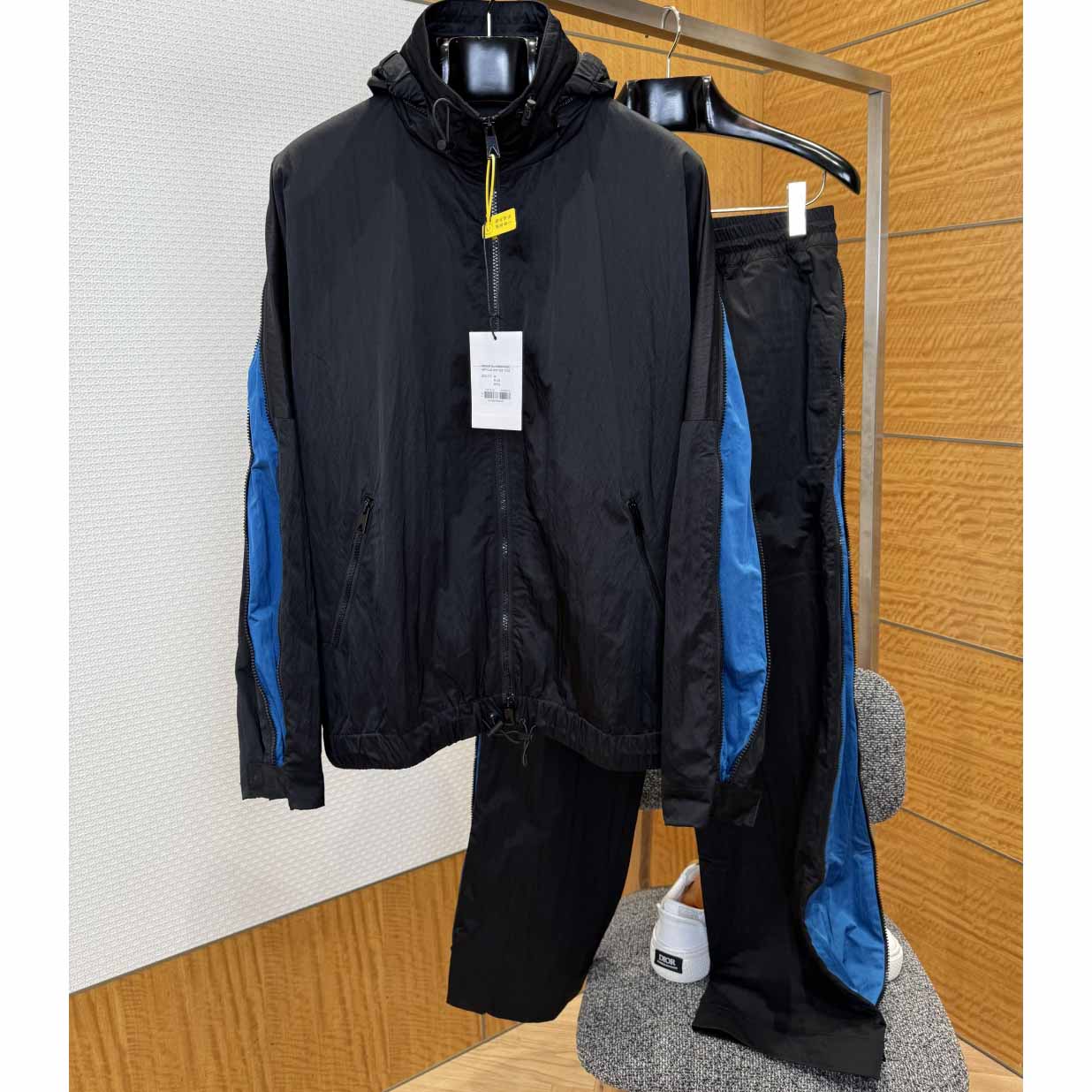 Bottega Veneta Contrasting Zipper Tech Nylon Jacket And Pants - EUR FASHION